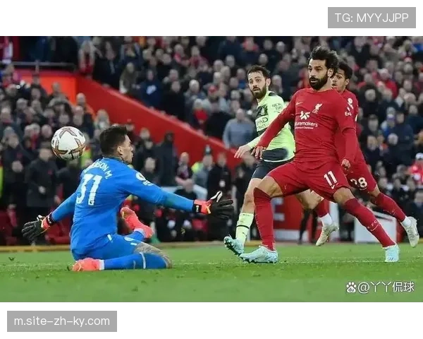 利物浦被视为潜在黑马 欧战表现与联赛形成反差 利物浦被视为潜在黑马 欧战表现与联赛形成反差